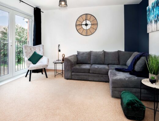5 Bedroom Home | WiFi | Parking | Ideal Family