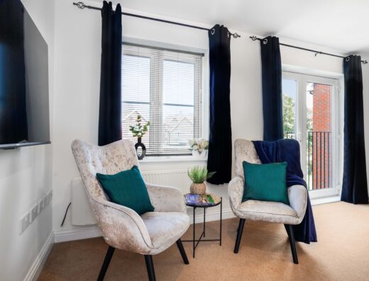 5 Bedroom Home | WiFi | Parking | Ideal Family